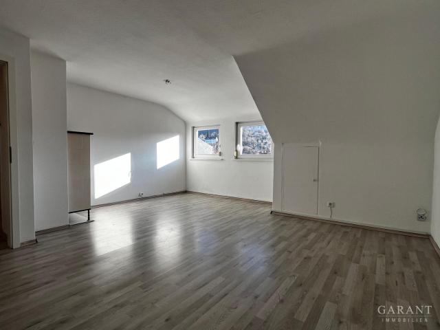 Dachgeschosswohnung kaufen in Stuttgart, Gablenberg