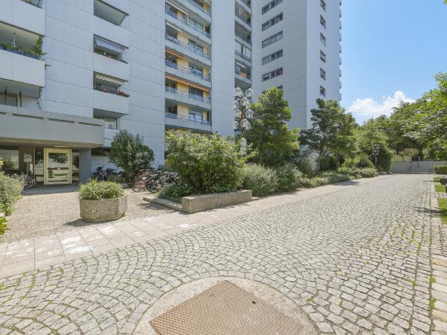Wohnung kaufen in Aubing-Lochhausen-Langwied, München