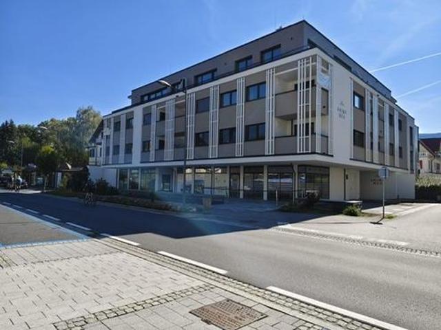 Wohnung kaufen in Pörtschach am Wörther See, Bezirk Klagenfurt-Land