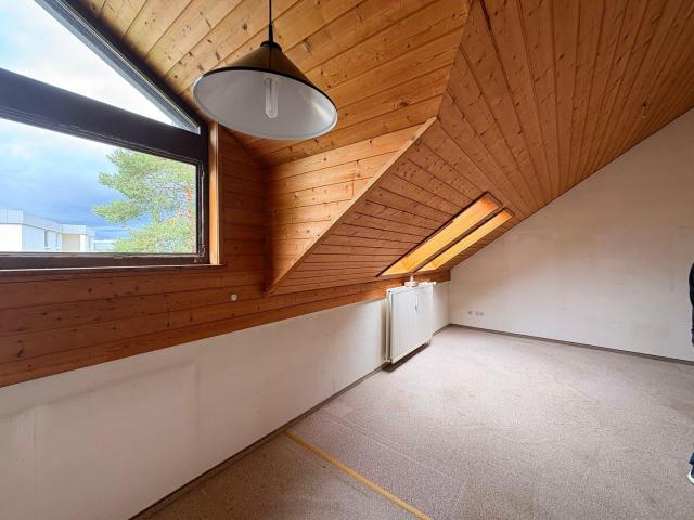 Dachgeschosswohnung kaufen in Dillweißenstein, Pforzheim