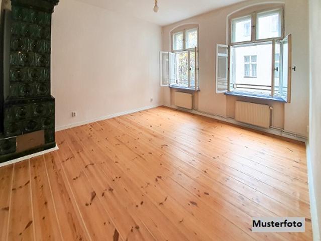 Etagenwohnung kaufen in Berlin, Neukölln