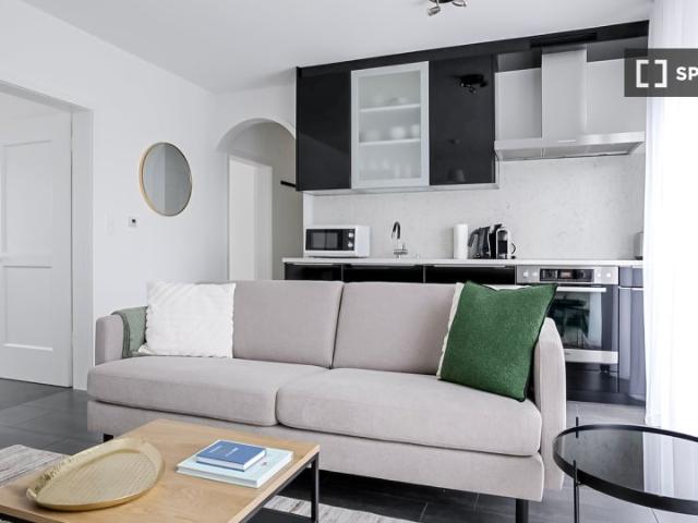 Wohnung mieten in Einigen, Zürich
