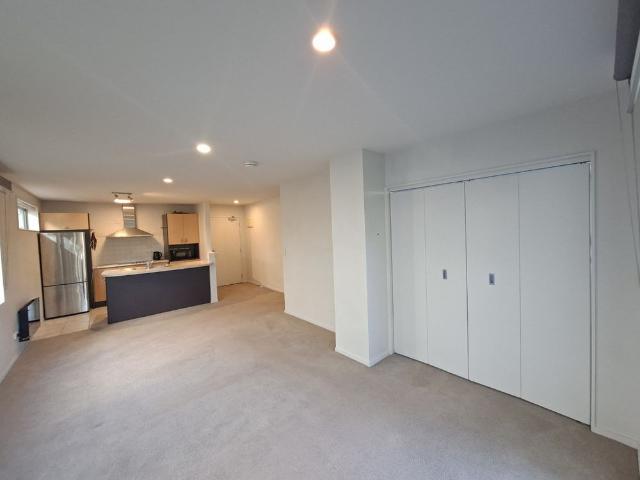 Apartment for rent in Whangaparaoa, Oroua County