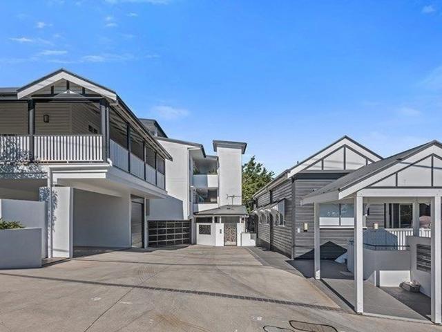Granny Flat for rent in Toombul, Queensland