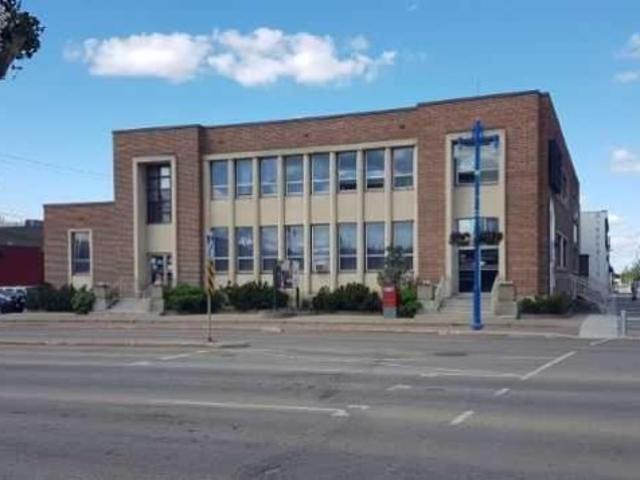 Commercial for rent in Avondale, Grande Prairie