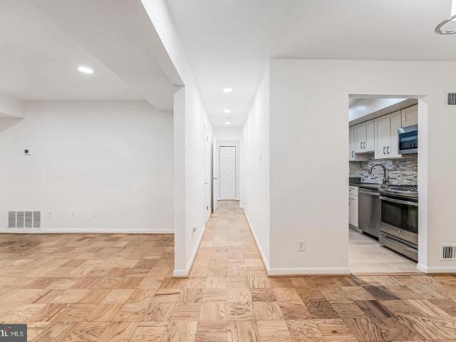Condo for sale in Virginia