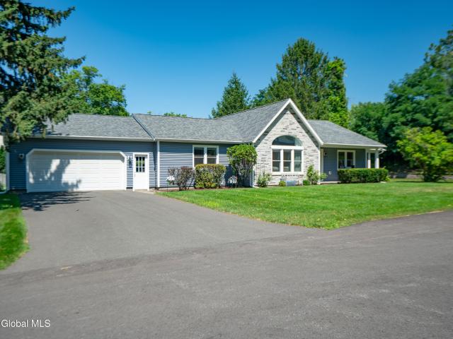 House for sale in Colonie, New York