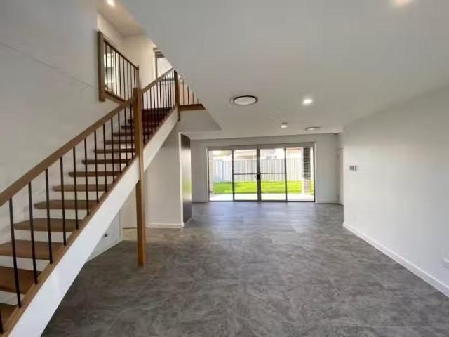 Condo for rent in Sydney, New South Wales