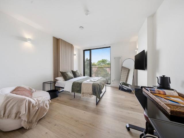 Studio for rent in Greenhill, Greater London