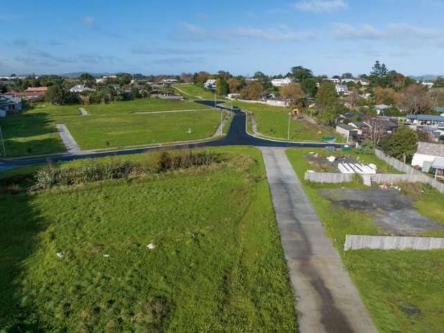 Land for sale in Waiuku