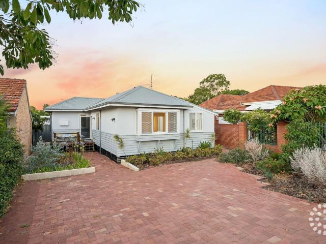 House for sale in Hilton, Western Australia