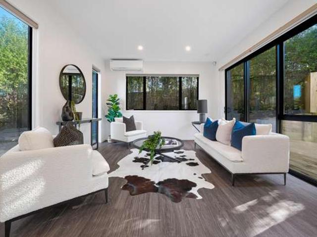 House for sale in Whangaparaoa