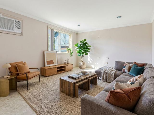 House for rent in Sydney, The Council of the Shire of Hornsby