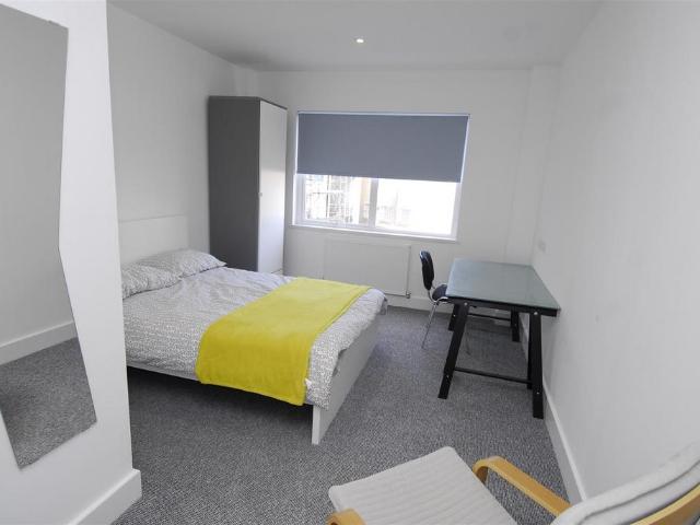 Apartment for rent in Barbican, Mount Wise