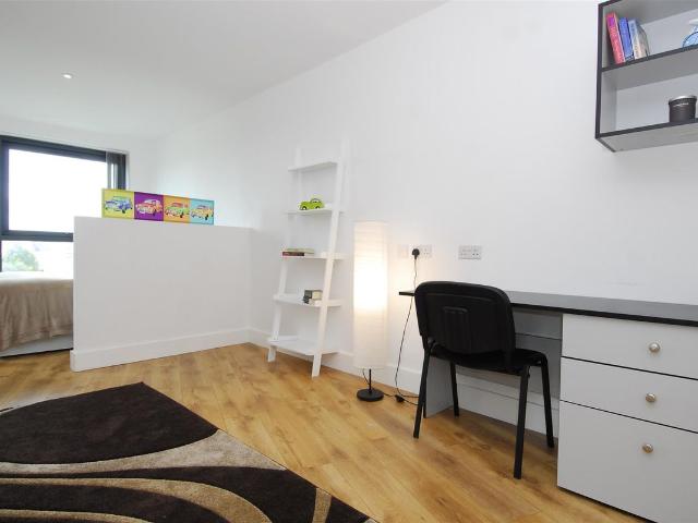 Studio for rent in Barbican, Mount Wise