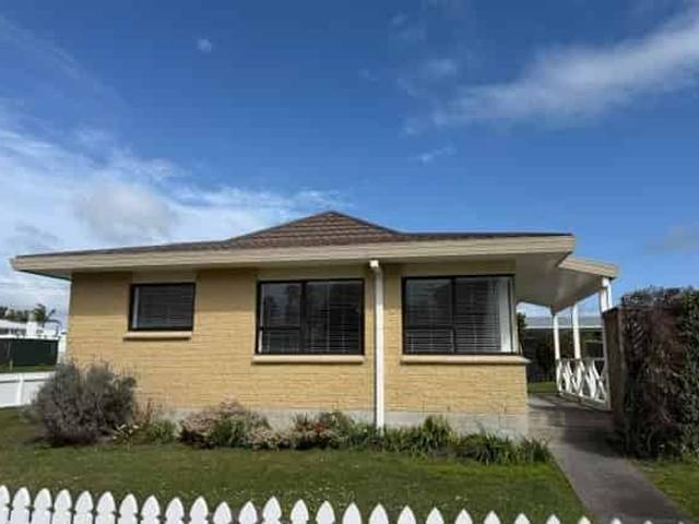 House for rent in Whangaparaoa, Oroua County