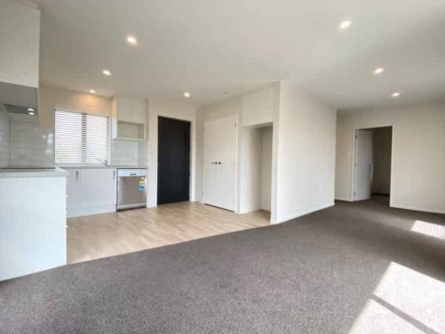 House for rent in Chaslands, Canterbury