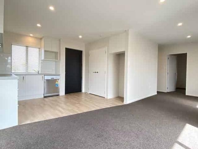 House for rent in Chaslands, Canterbury
