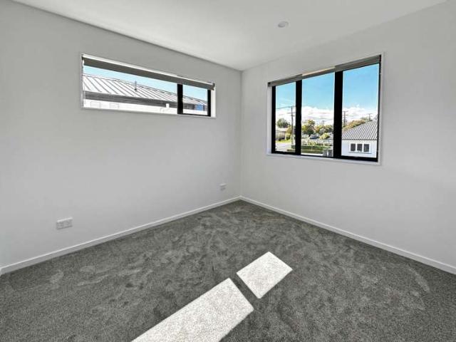 Townhouse for rent in Mount Roskill, Oroua County