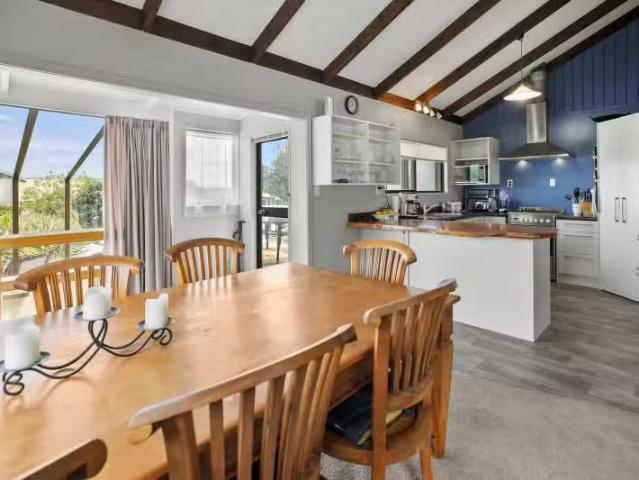 House for sale in Te Puru, Waikato
