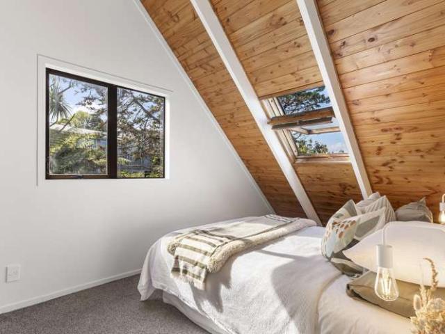 House for sale in Hillsborough