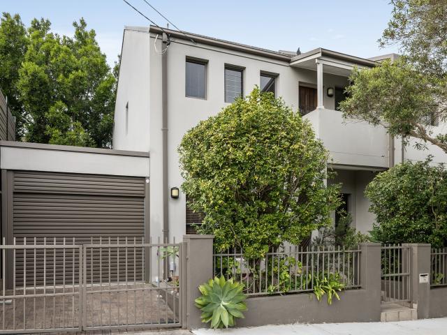 House for rent in Marrickville South