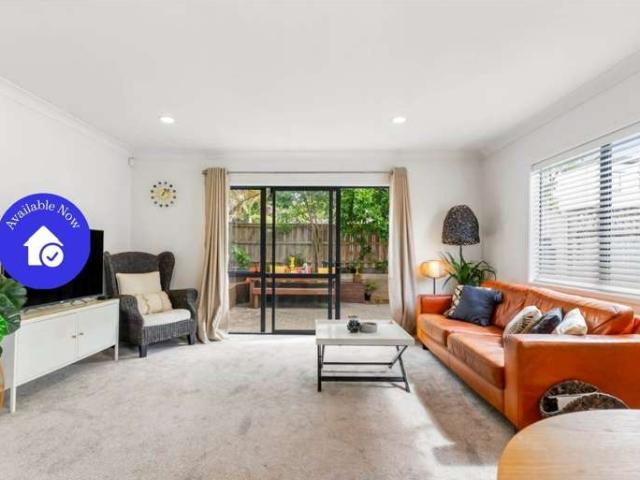 Townhouse for rent in Mount Wellington, Oroua County