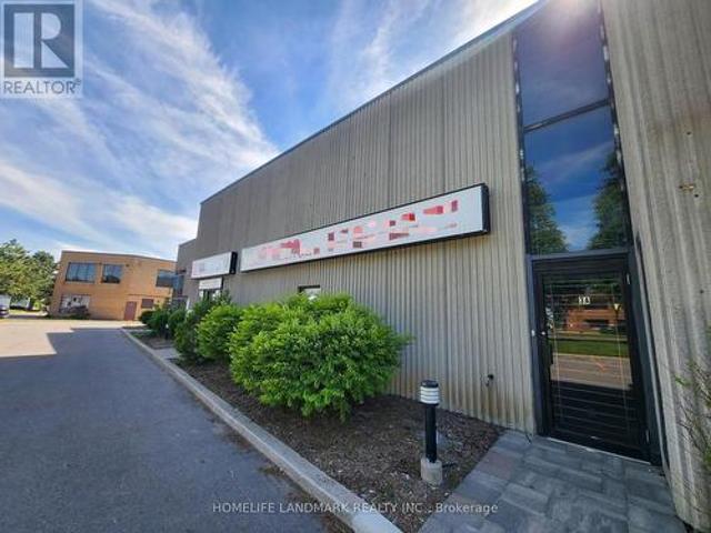 Commercial for rent in York, Ontario