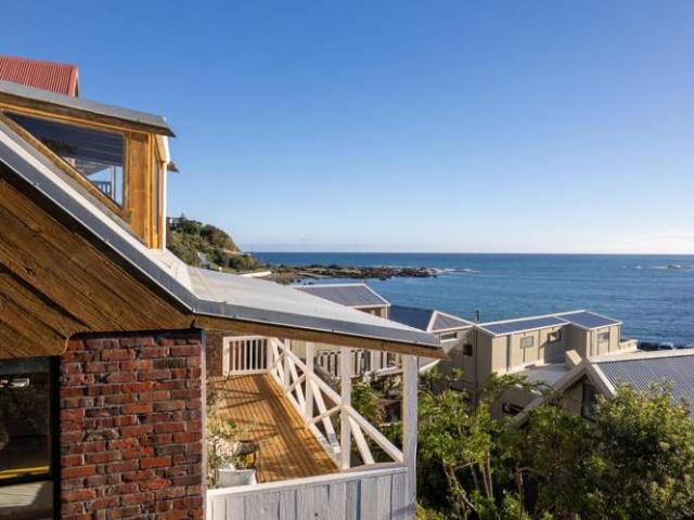 Townhouse for sale in Matata, Wellington