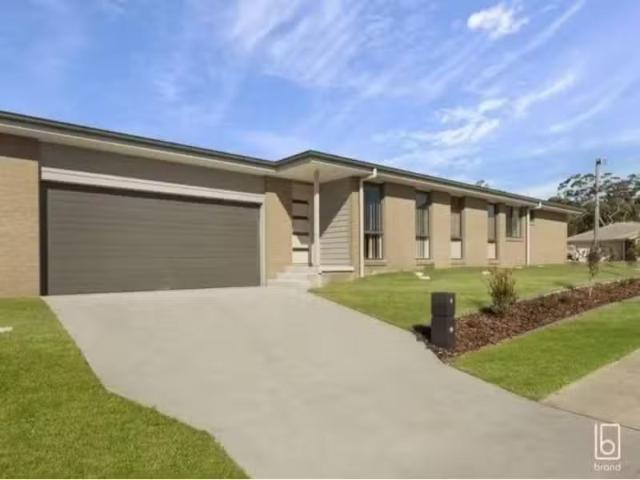 House for rent in Summerland Point, New South Wales