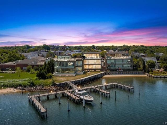 House for sale in Wainscott, New York