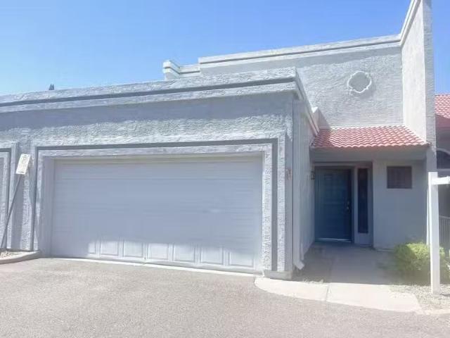 Condo for rent in Peoria