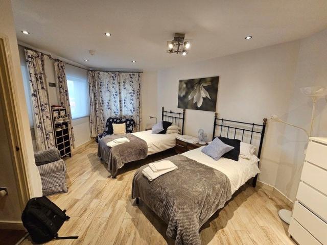 Apartment for rent in East Greenwich, Greater London