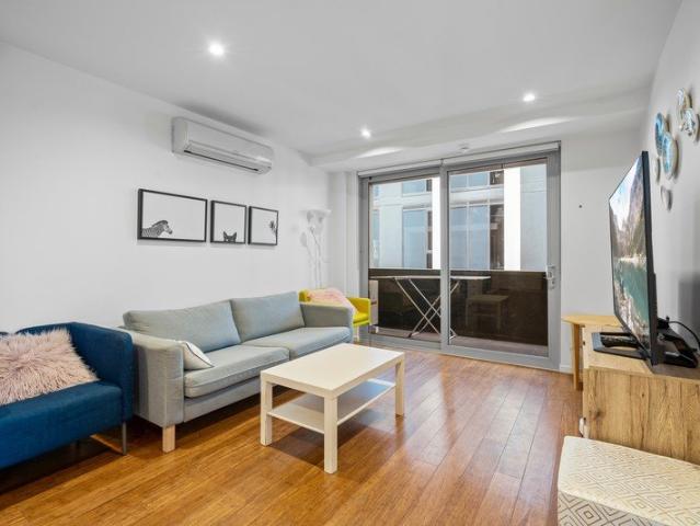 Apartment for rent in Carlton, Melbourne