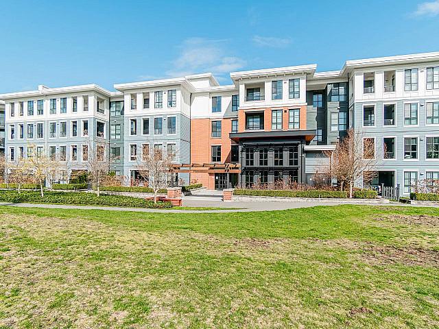 Condo for sale in Surrey, British Columbia