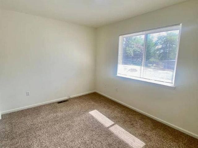 Room for rent in Oregonia