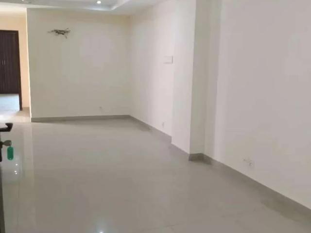 Commercial for rent in Safari Valley Abu Bakar Block, تحصیل راولپنڈی چھاؤنی