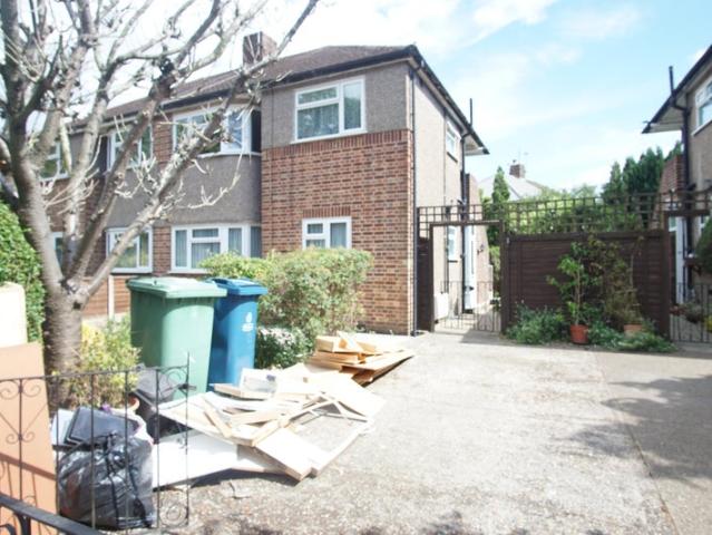 Apartment for rent in Wealdstone, Greater London