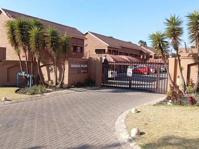 Townhouse for sale in Ekurhuleni, Gauteng