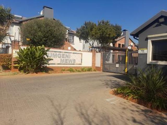 Townhouse for sale in Ekurhuleni, Gauteng