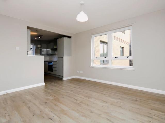 Apartment for rent in Woodside, Scotland