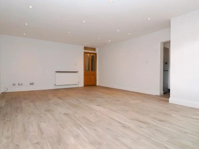 Apartment for rent in North Kelvinside, Glasgow