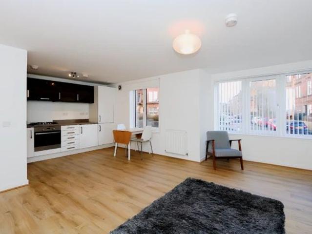 Apartment for rent in Battlefield, Scotland
