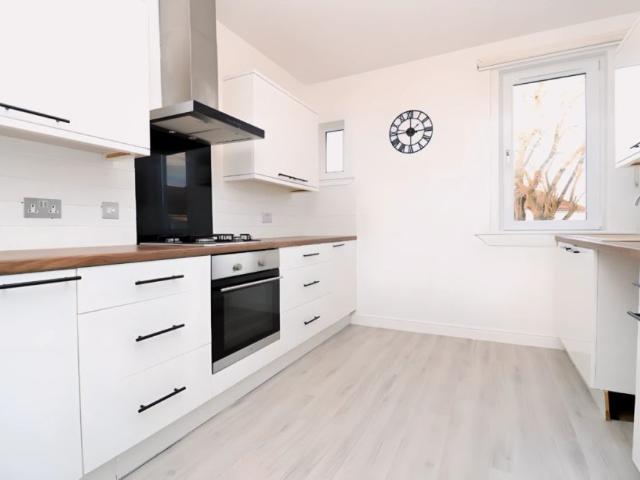 Apartment for rent in Blawarthill, Yoker