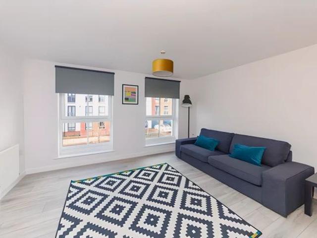 Apartment for rent in Hutchesontown, Oatlands
