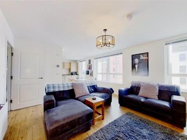 Apartment for rent in Oatlands, Scotland