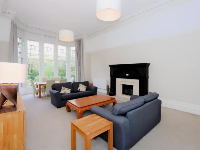 Apartment for rent in Kelvinside, Scotland