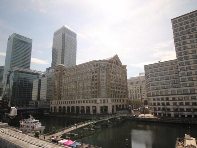 Apartment for rent in Canary Wharf, Greater London