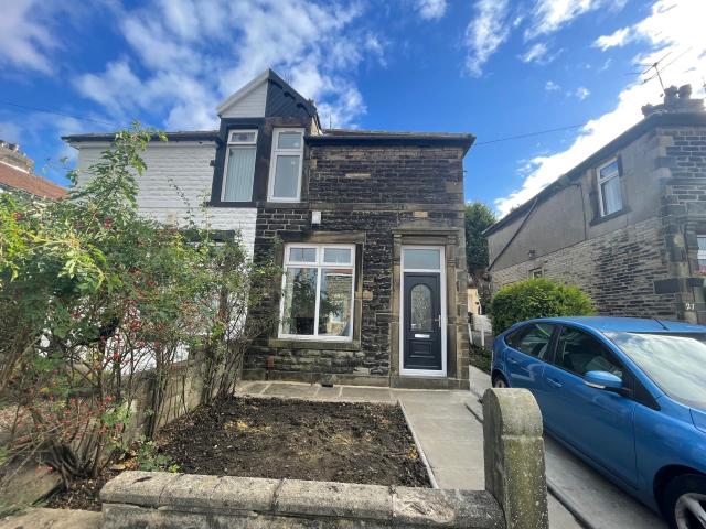 Apartment for rent in Upper Pikeley, West Yorkshire