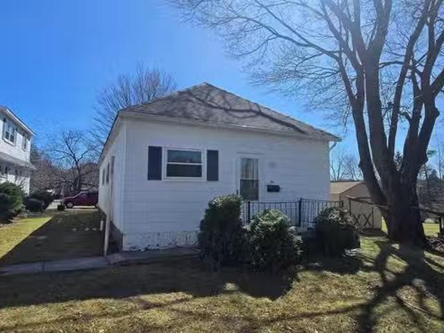 Condo for rent in Easton